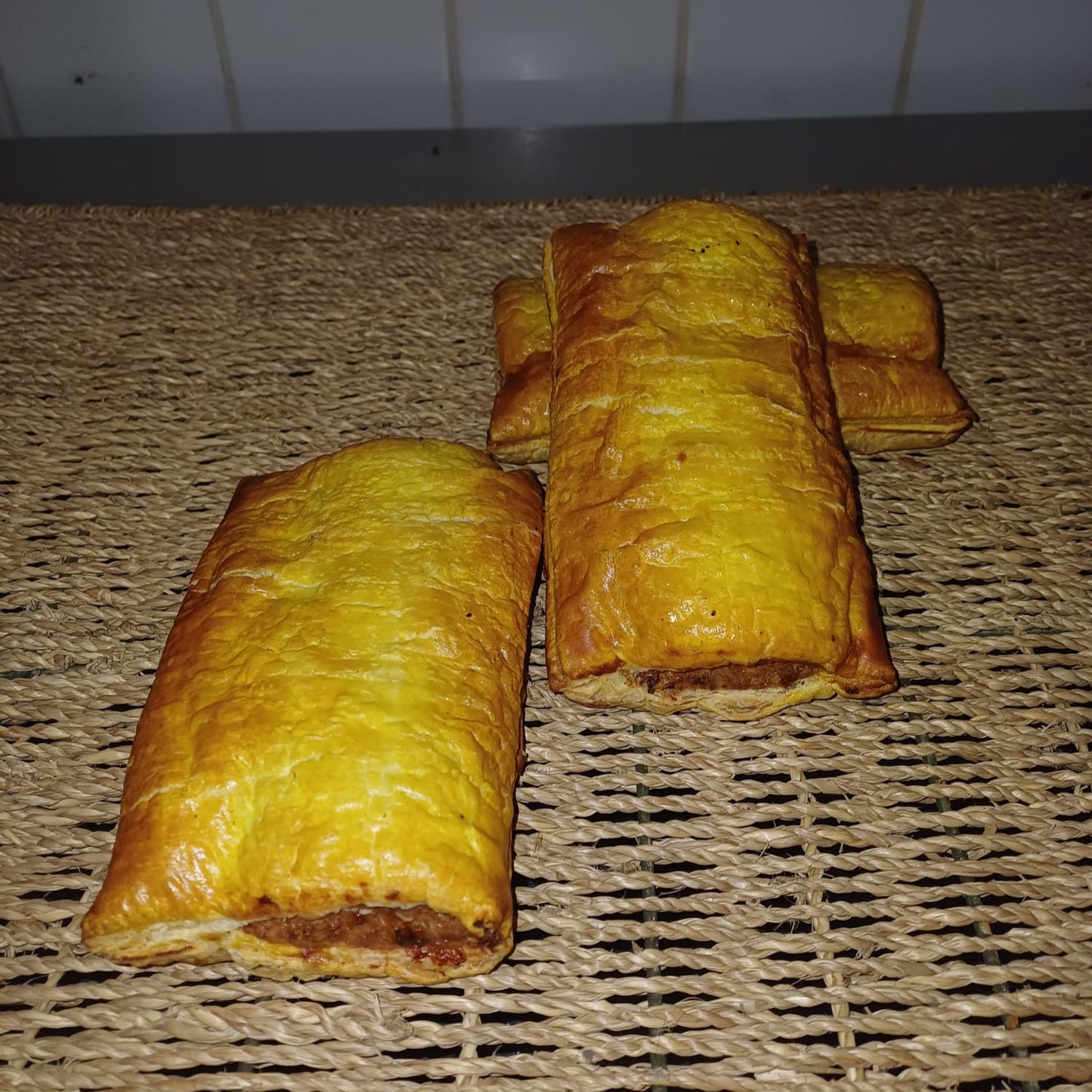 Saucijzenbroodje - Vlees Bezorger